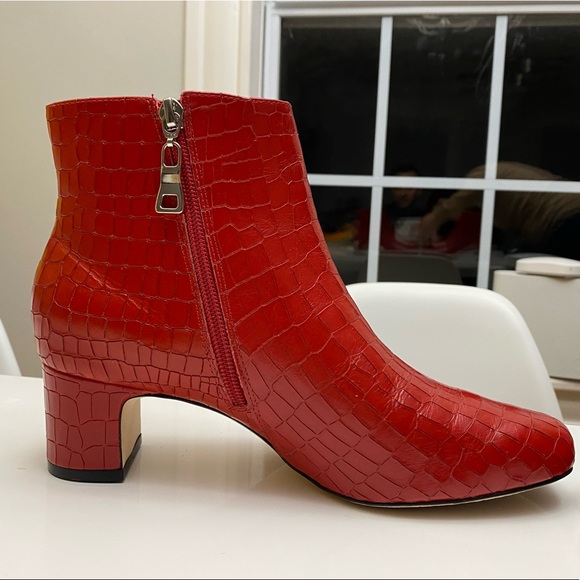 AERON RED HOT EMBOSSED CROCO BOOTIES by Joan Oloff Size 8 - Picture 1 of 11